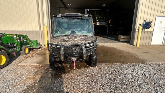 Photo of 2022 John Deere XUV 835M