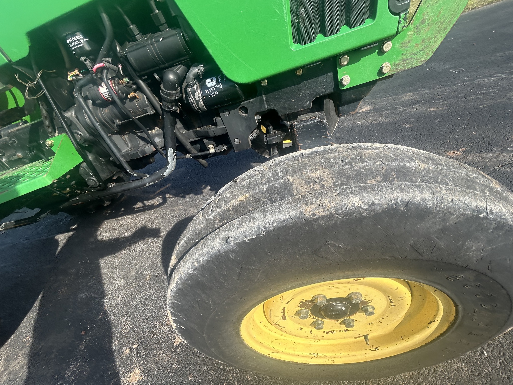  2006 John Deere 5303 at Heritage Tractor in Anderson, MO