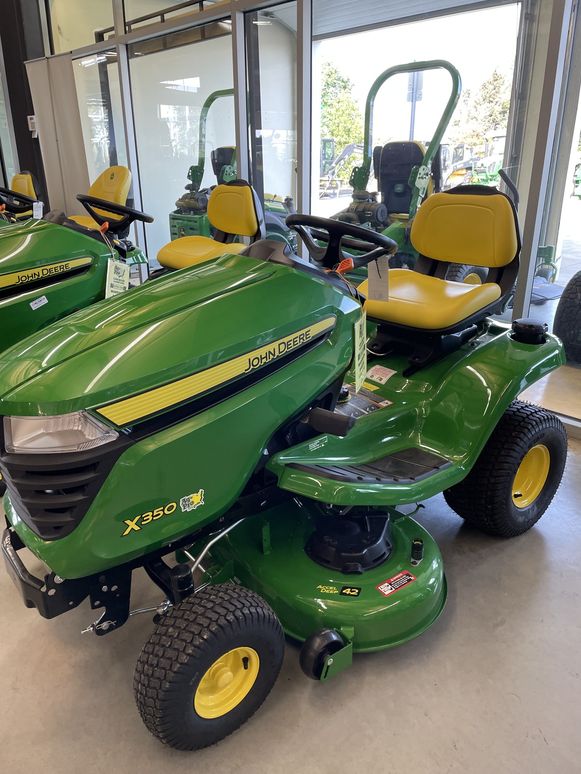 2025 John Deere X350 Image 1