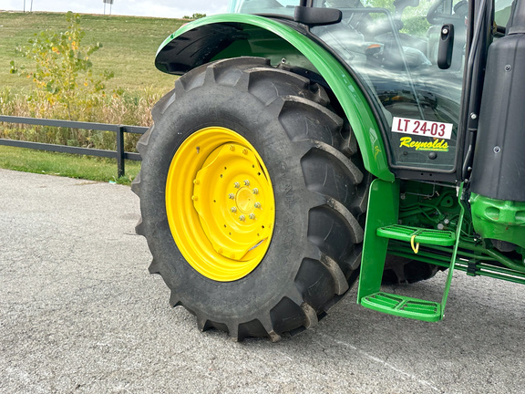 2024 John-Deere 5100E