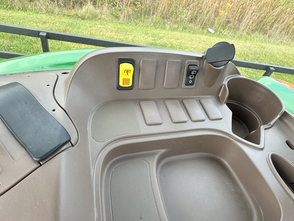 2024 John-Deere 5100E