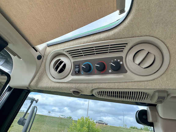 2024 John-Deere 5100E