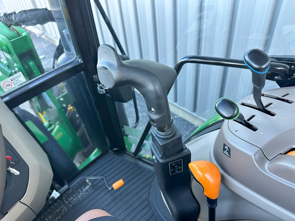 2024 John-Deere 5100E