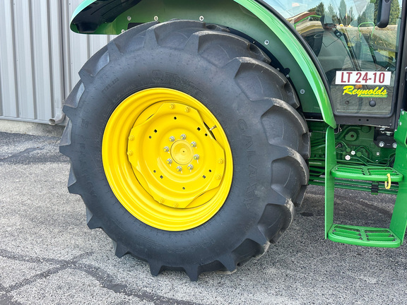 2024 John-Deere 5100E