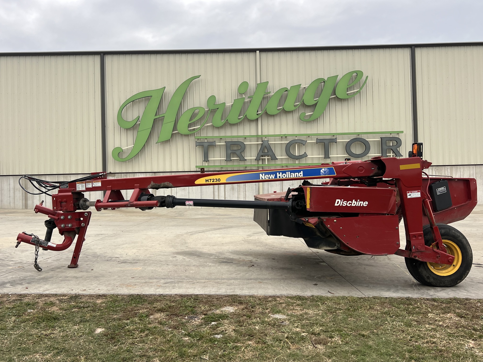  2013 New Holland H7230 at Heritage Tractor in Rogersville, MO