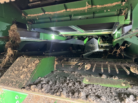 Photo of 2024 John Deere S780