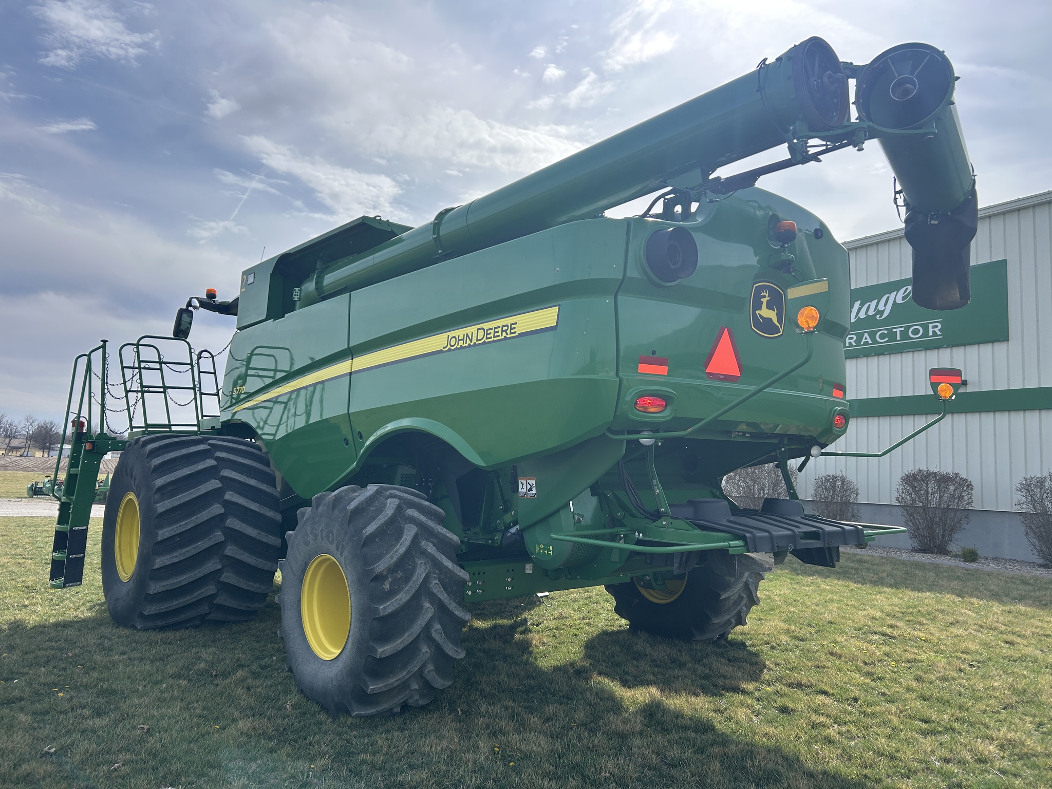  2020 John Deere S770 at Heritage Tractor in Adrian, MO