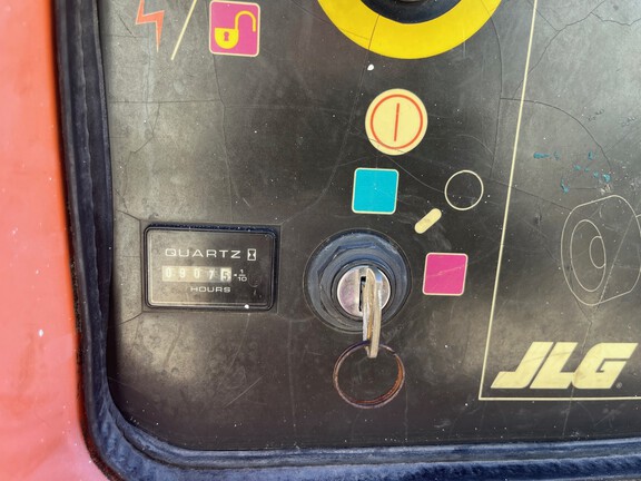 2014 JLG 600AJ-5