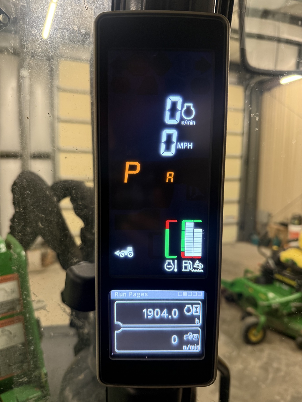 2020 John Deere 5115R Image 15