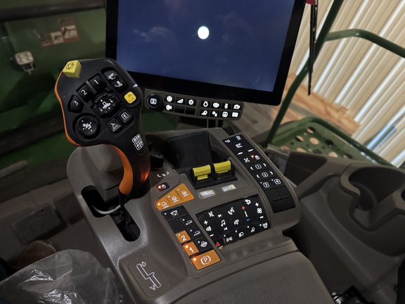 2024 John Deere X9 1000 - Photo13