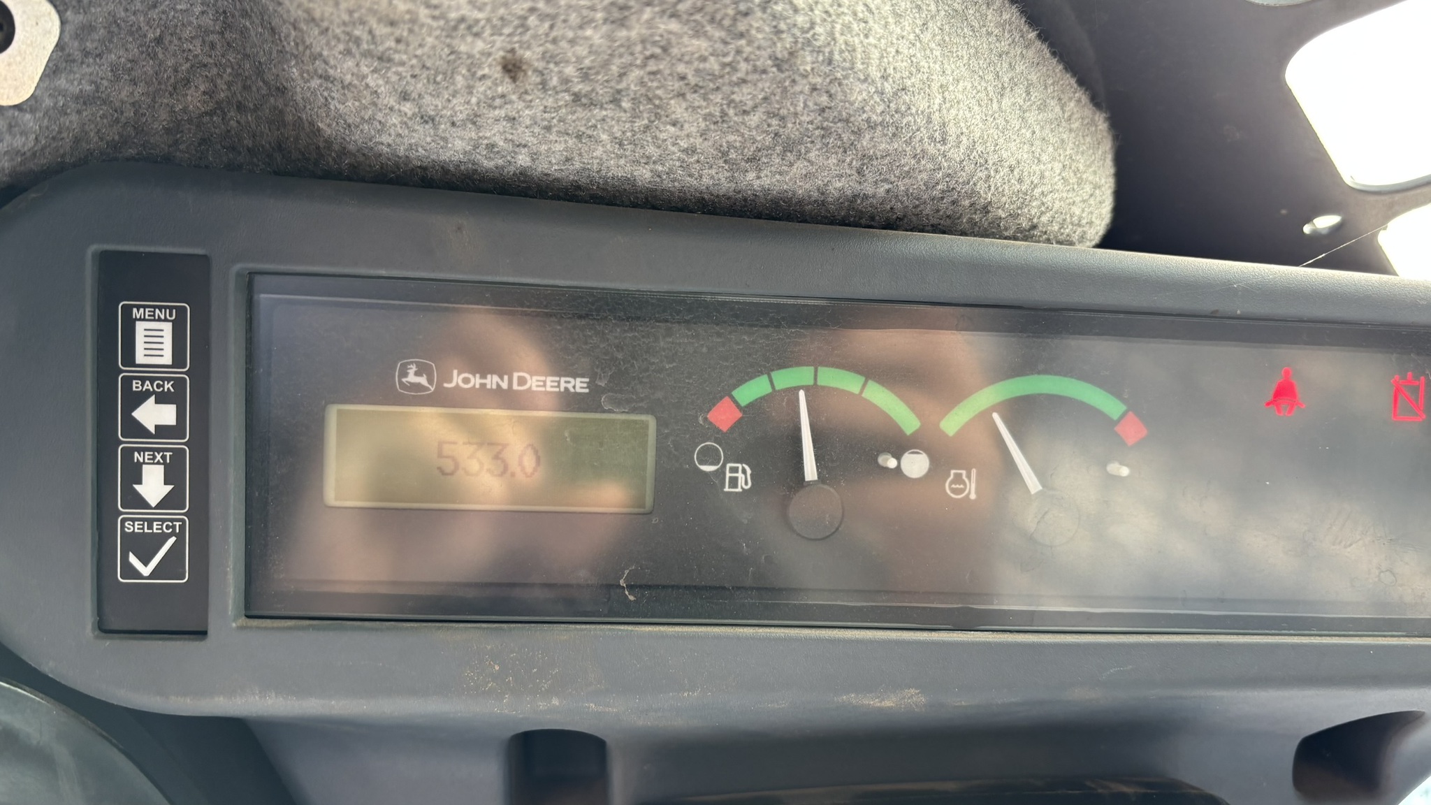 2020 John Deere 325G Image 9
