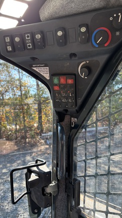 2020 John Deere 325G-2