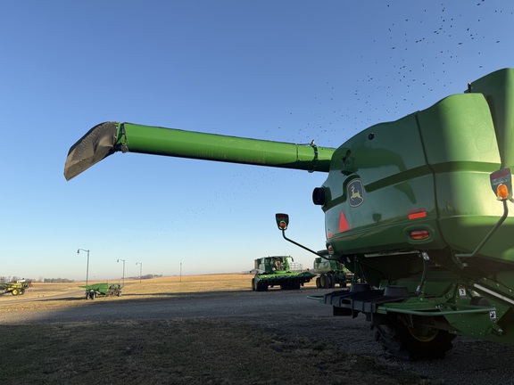 2024 John Deere S790 - Photo8