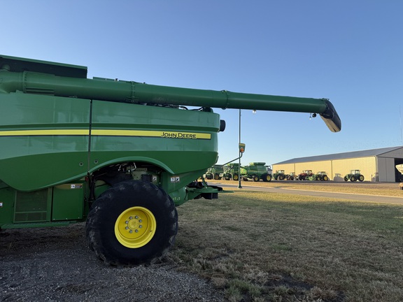 2024 John Deere S790 - Photo12