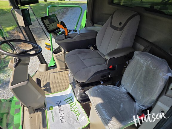 Photo of 2025 John Deere S7 900