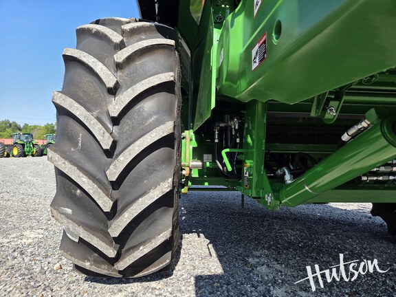 Photo of 2025 John Deere S7 900