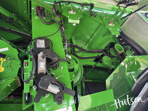 Photo of 2025 John Deere S7 900