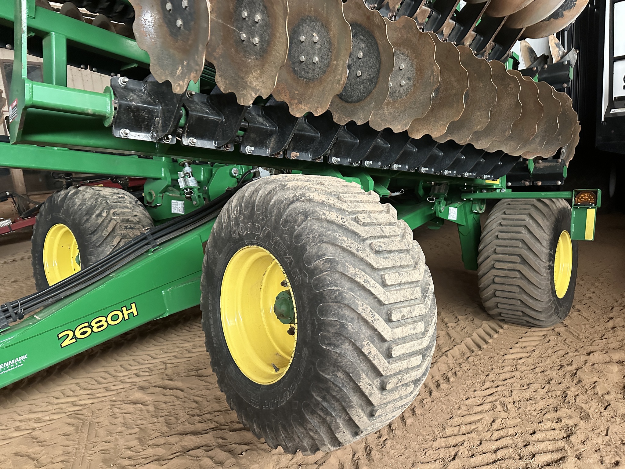 2021 John Deere 2680H Image 4