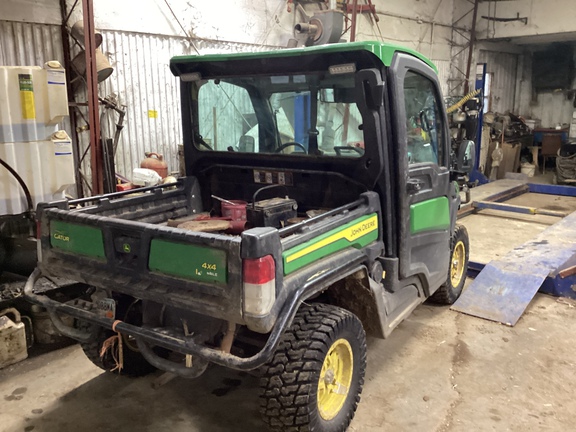 2024 John Deere XUV 835R - Photo13
