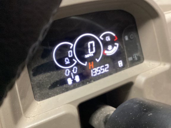 2024 John Deere XUV 835R - Photo9