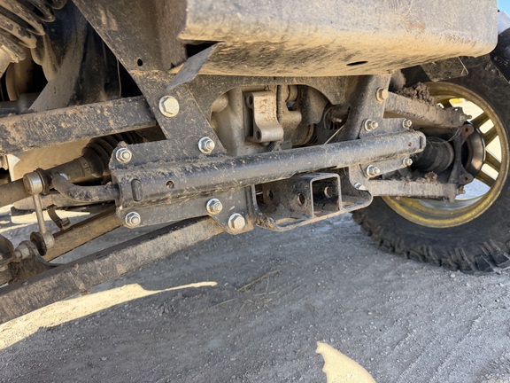 2024 John Deere XUV 835R - Photo16