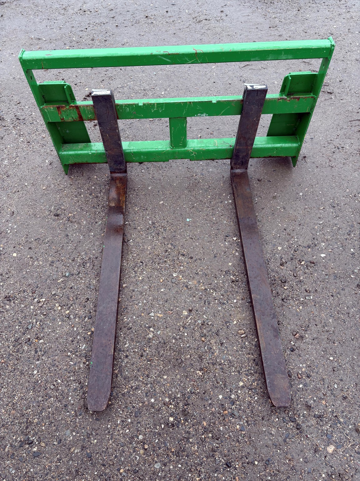 2021 John Deere 2025R Image 7