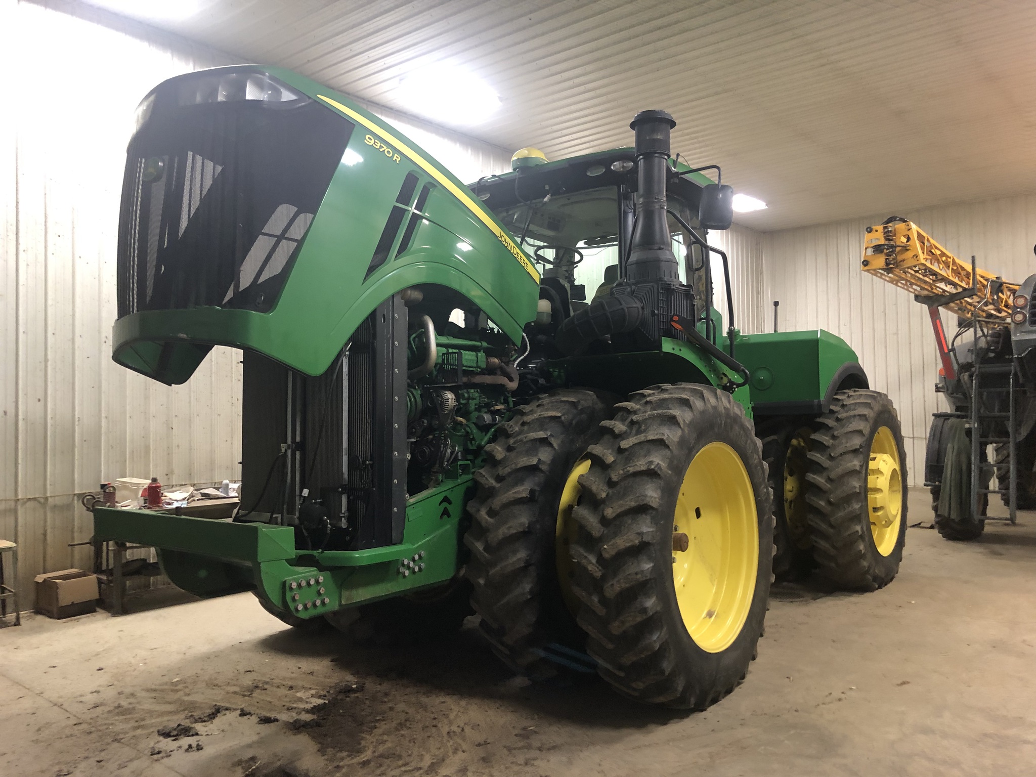 2015 John Deere 9370R Image 1