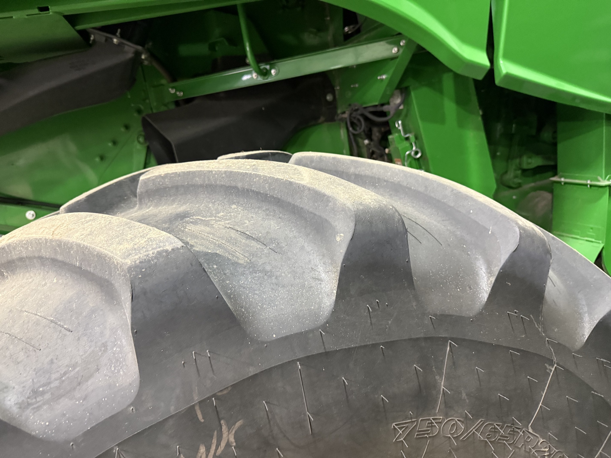  2024 John Deere S780 at Heritage Tractor in Kewanee, IL