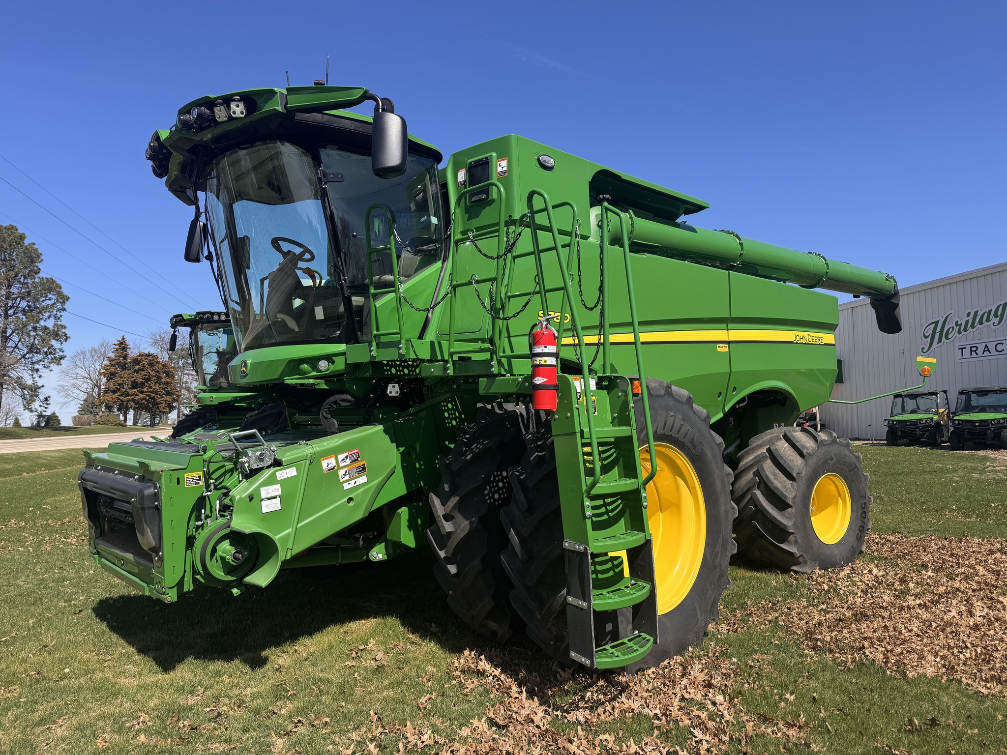  2024 John Deere S780 at Heritage Tractor in Kewanee, IL