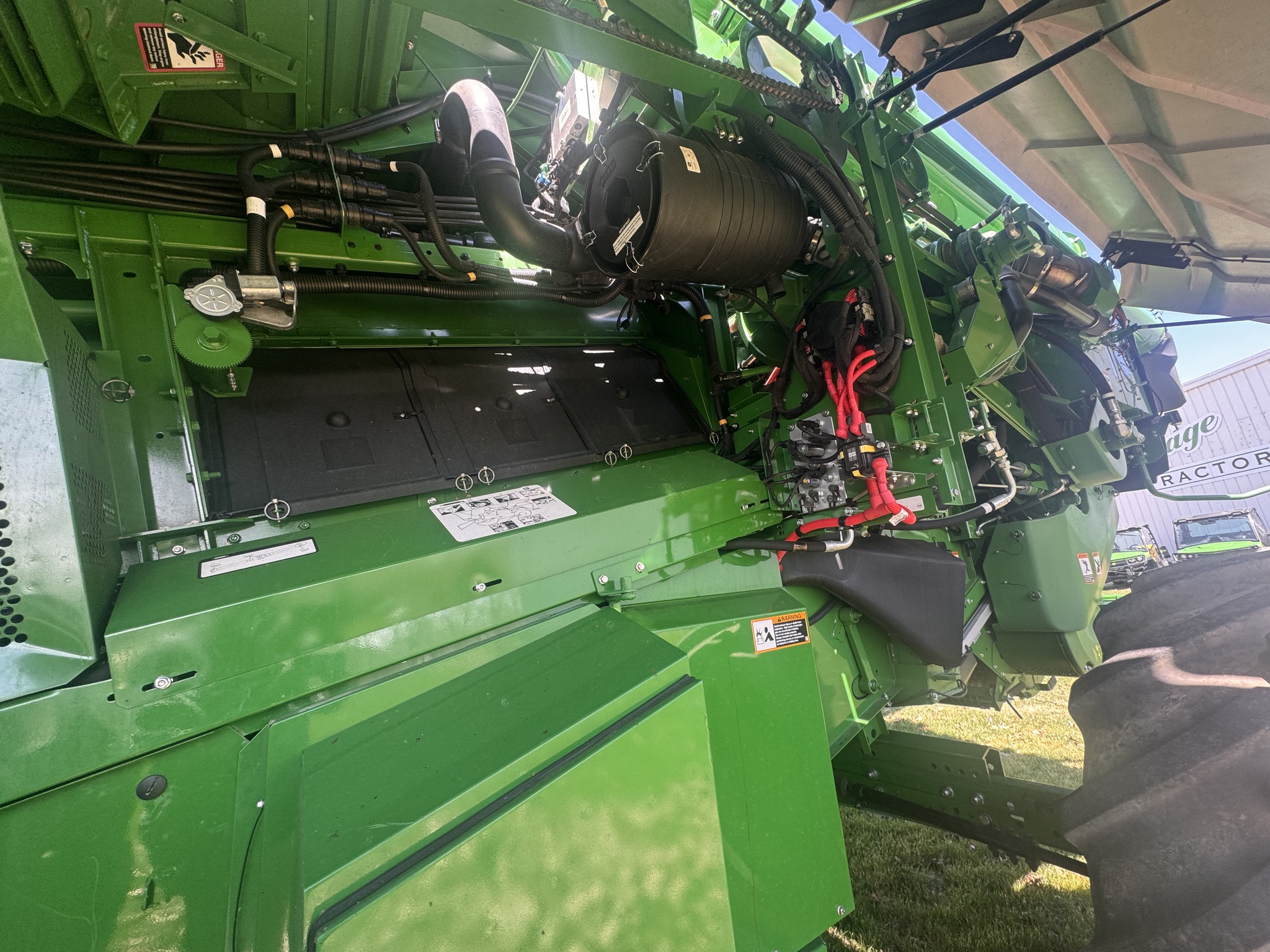  2024 John Deere S780 at Heritage Tractor in Kewanee, IL