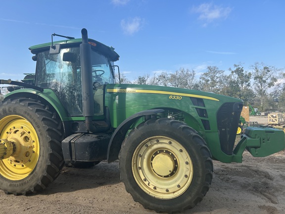 2007 John Deere 8330 Photo 4