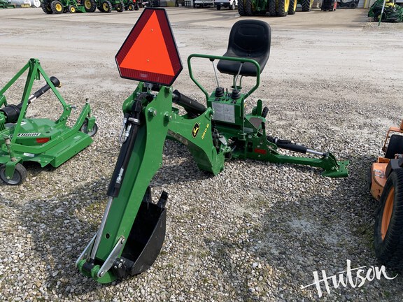 Photo of 2023 John Deere 260B Backhoe