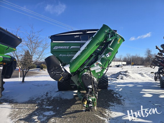 Photo of 2025 Unverferth 1598