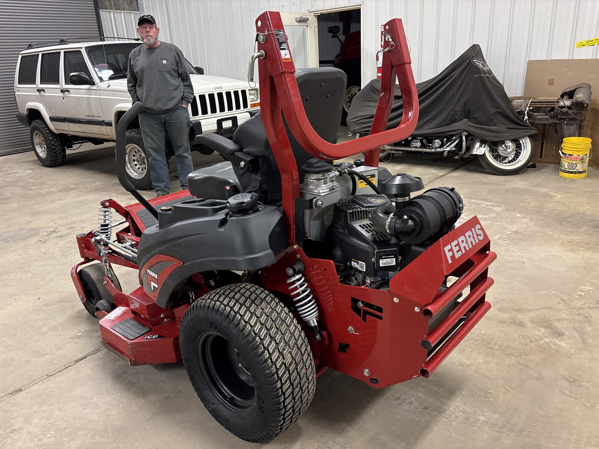 Used 2024 Ferris ISX2200 28 Zero Turn Mowers at Koenig Equipment in Urbana, OH - PhotoXL10