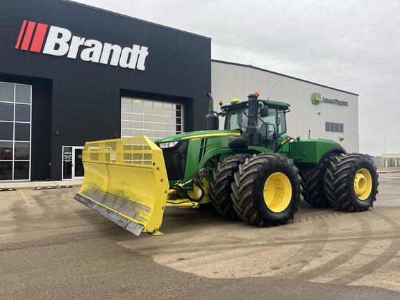 Photo of a 2016 John Deere 9570R