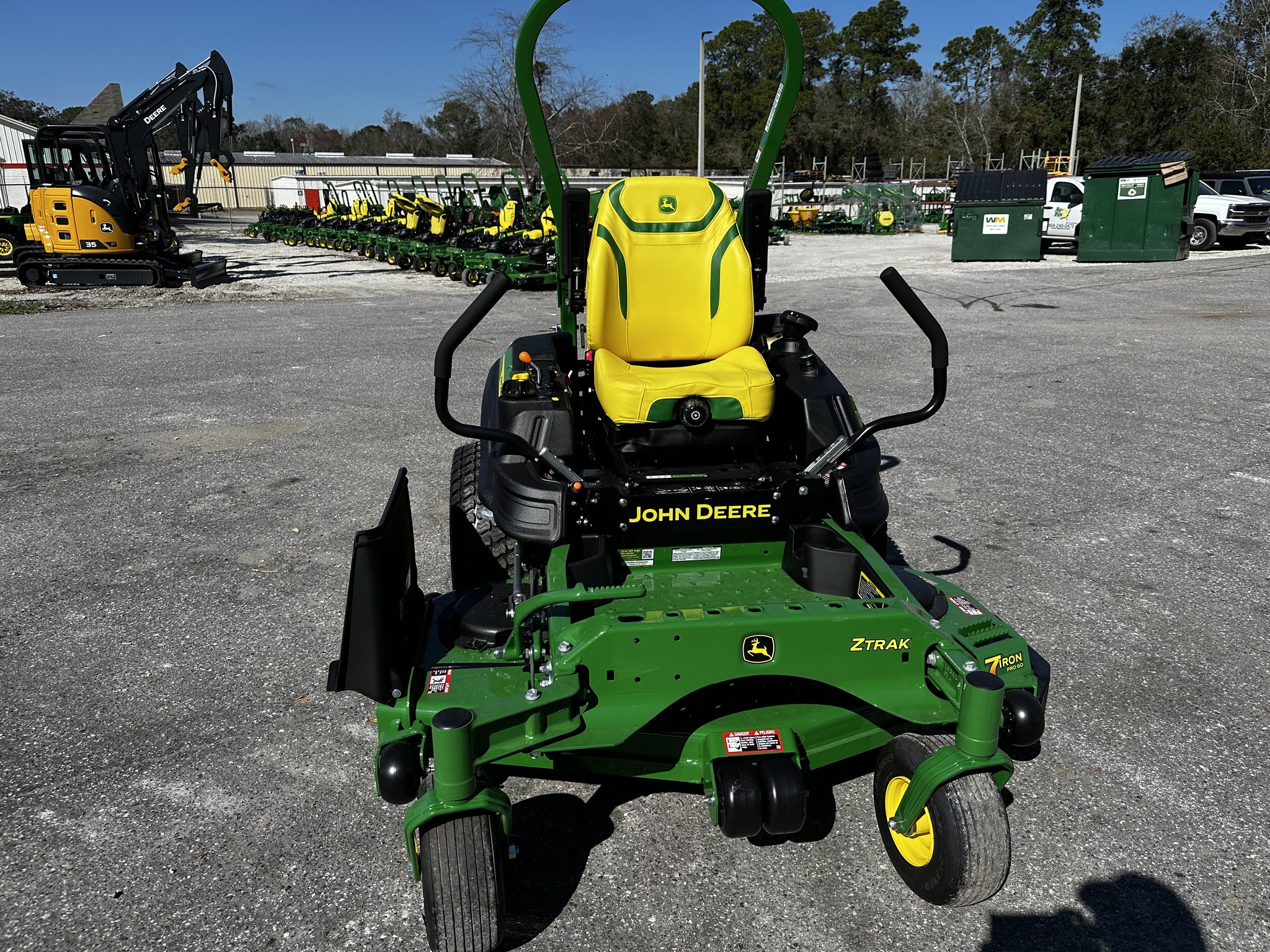 2025 John Deere Z930M Image 3