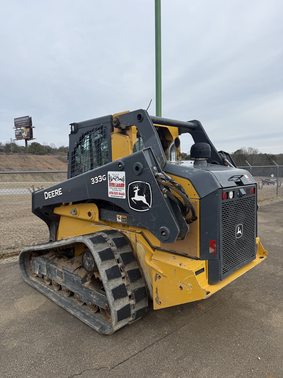 2022 John Deere 333G Image 2