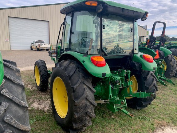 2019 John Deere 5075E Photo 3