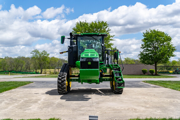 Used 2024 John Deere 8RT 370 Track Tractors at Koenig Equipment in Anna, OH - Photo7