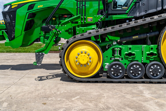 Used 2024 John Deere 8RT 370 Track Tractors at Koenig Equipment in Anna, OH - Photo8