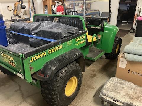 2003 John Deere 4X2 Image 4