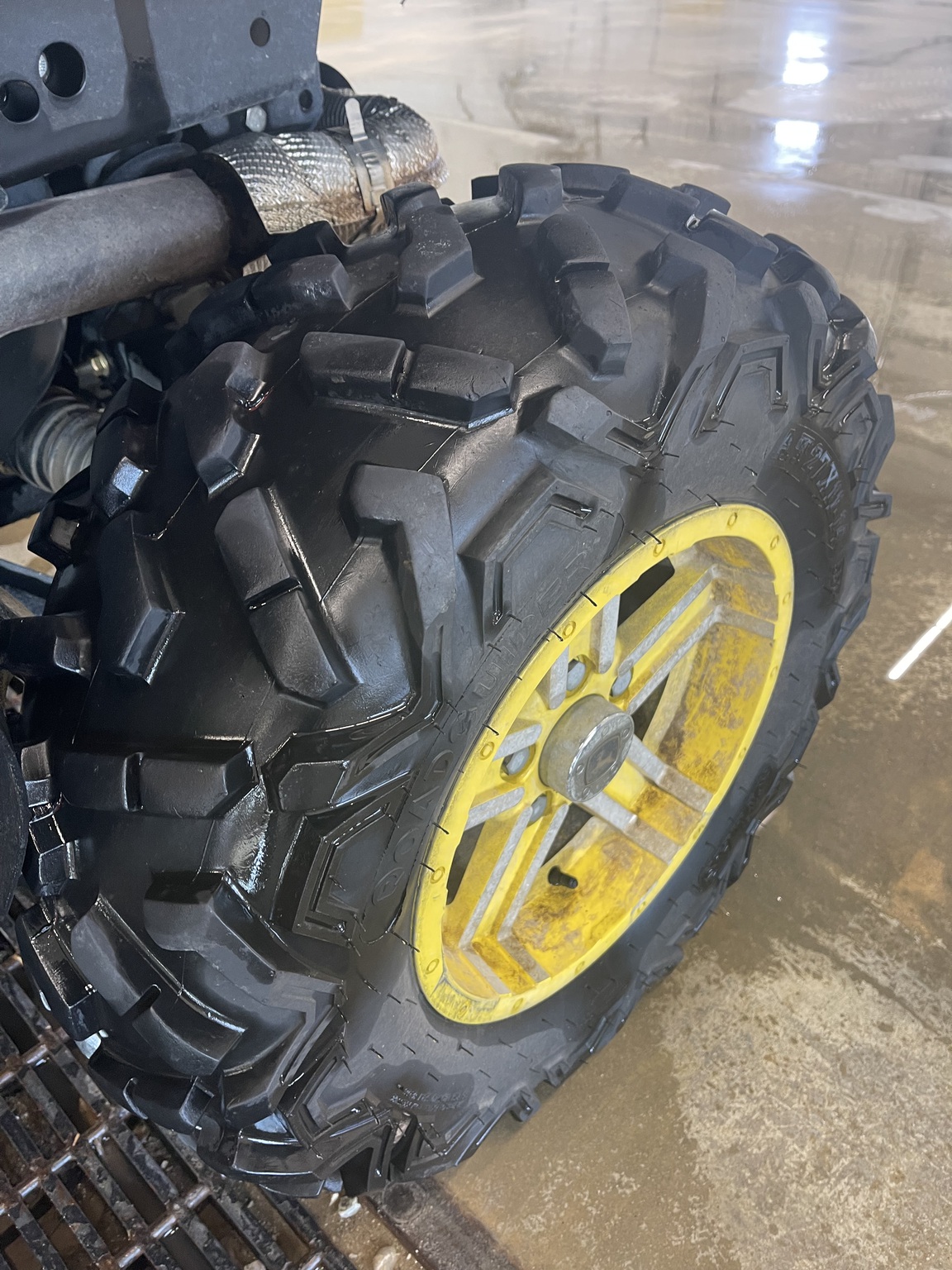 2012 John Deere XUV 825I GREEN Image 10