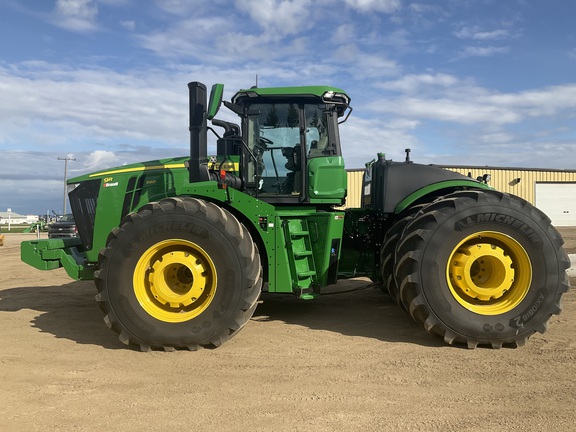 2025 John Deere 9R 590