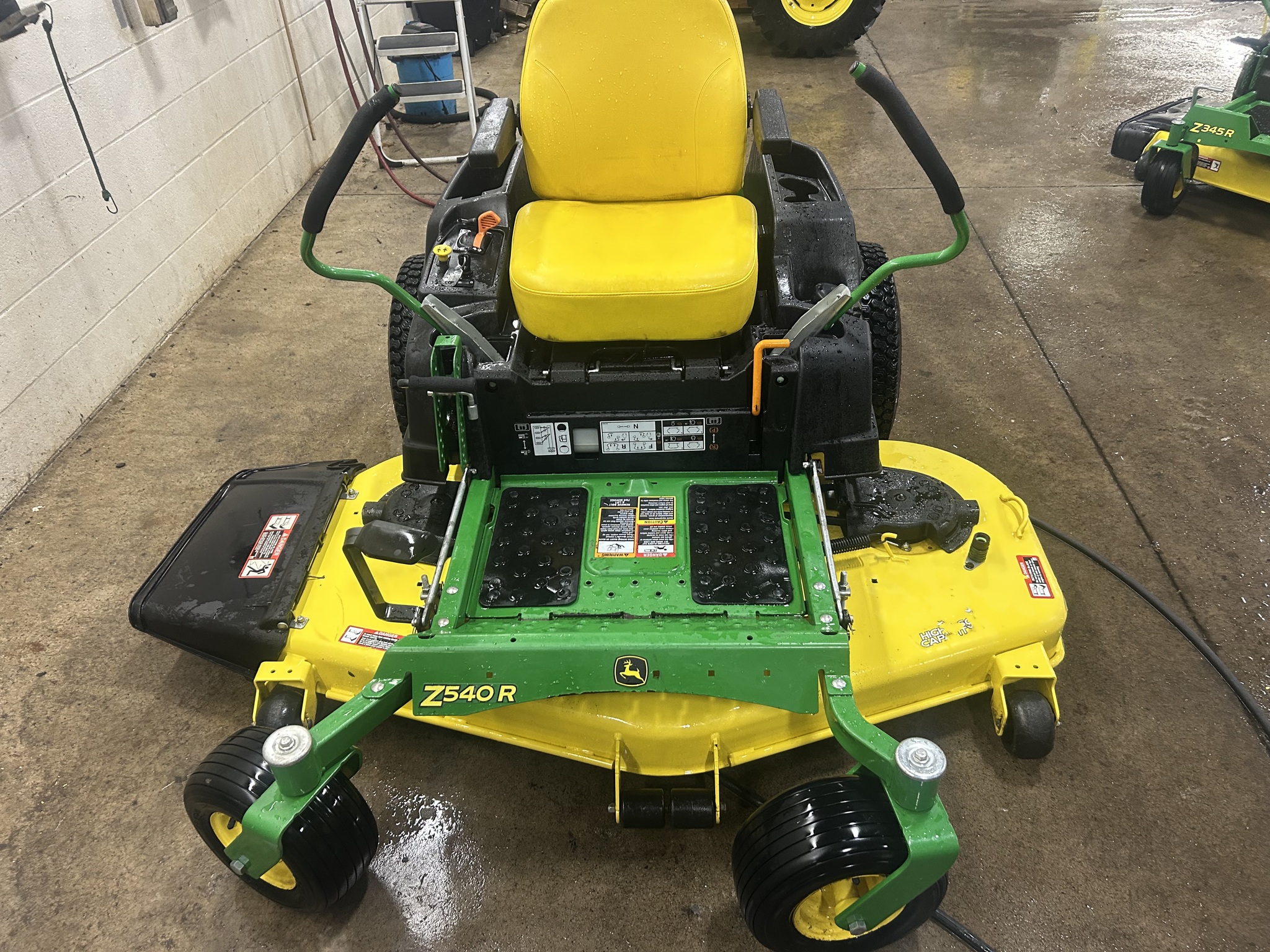 2020 John Deere Z540R Image 2