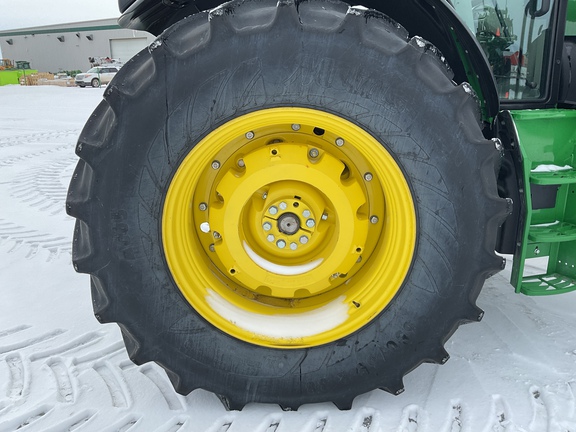 Used 2024 John Deere 6155M Row Crop Tractors at Horizon Ag & Turf in Westlock, AB - Photo12