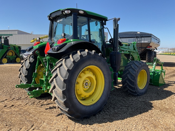 Used 2024 John Deere 6155M Row Crop Tractors at Horizon Ag & Turf in Westlock, AB - Photo5