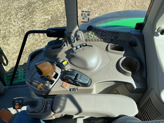 Used 2024 John Deere 6155M Row Crop Tractors at Horizon Ag & Turf in Westlock, AB - Photo17