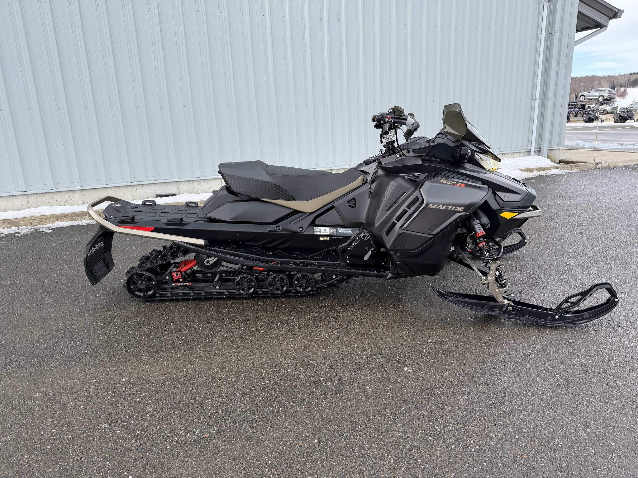 2022 Ski Doo Mach Z 900 TR Image 8