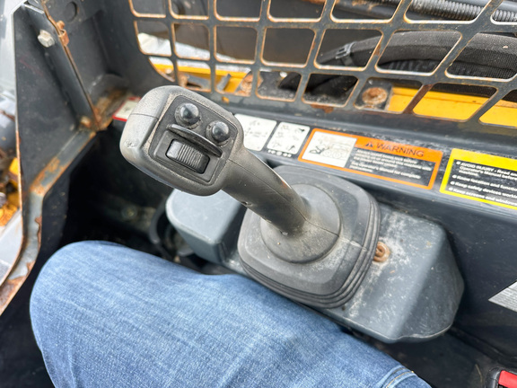 2019 John-Deere 324G