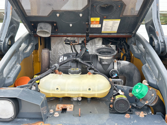 2019 John-Deere 324G